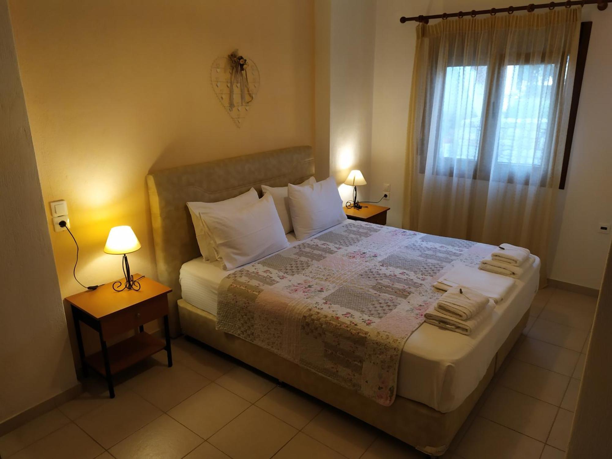 Remvi Apartments Skopelos Zimmer foto
